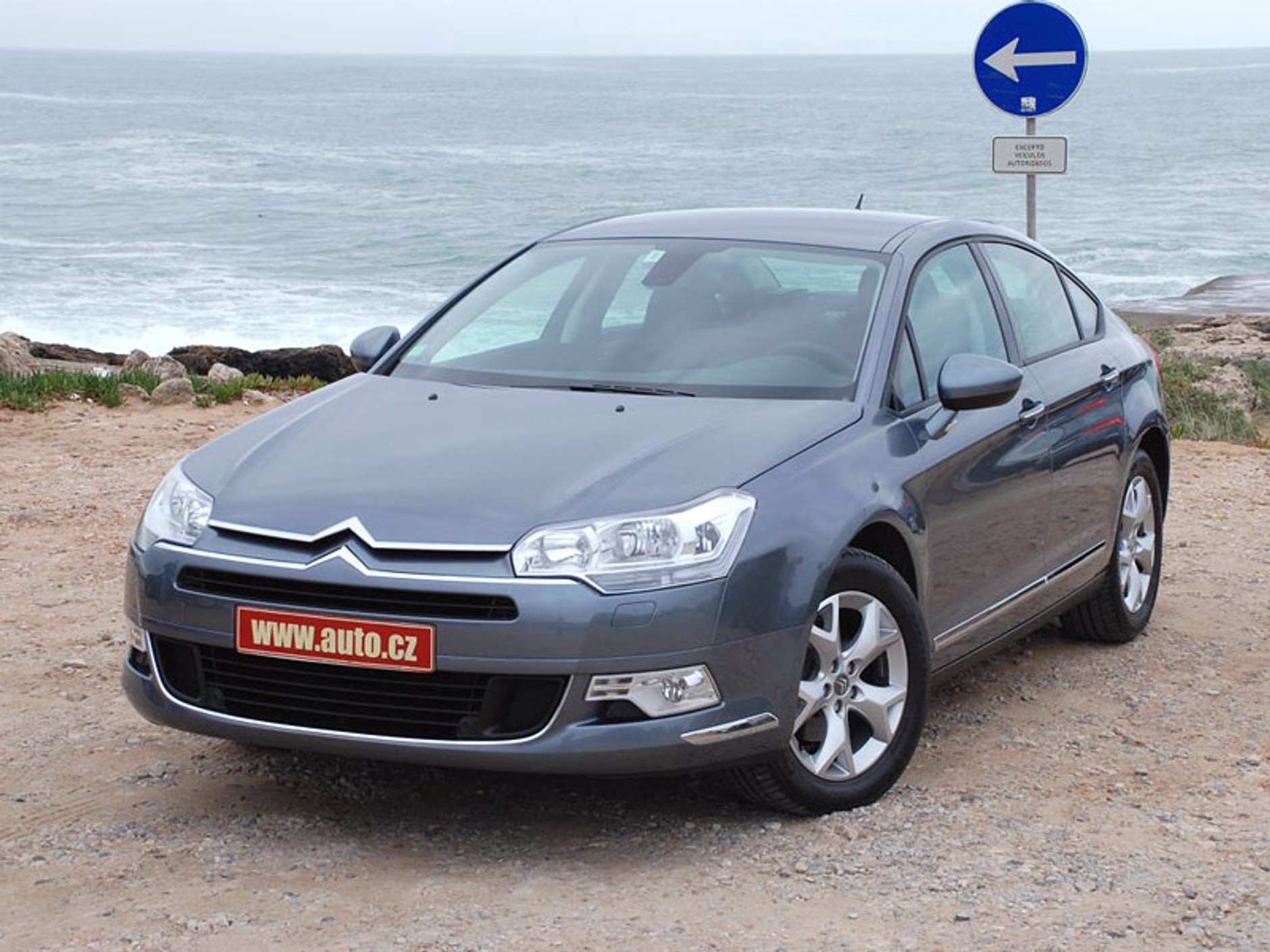 Citroën C5 1.6 HDi: limuzyna prawie jak ciężarówka