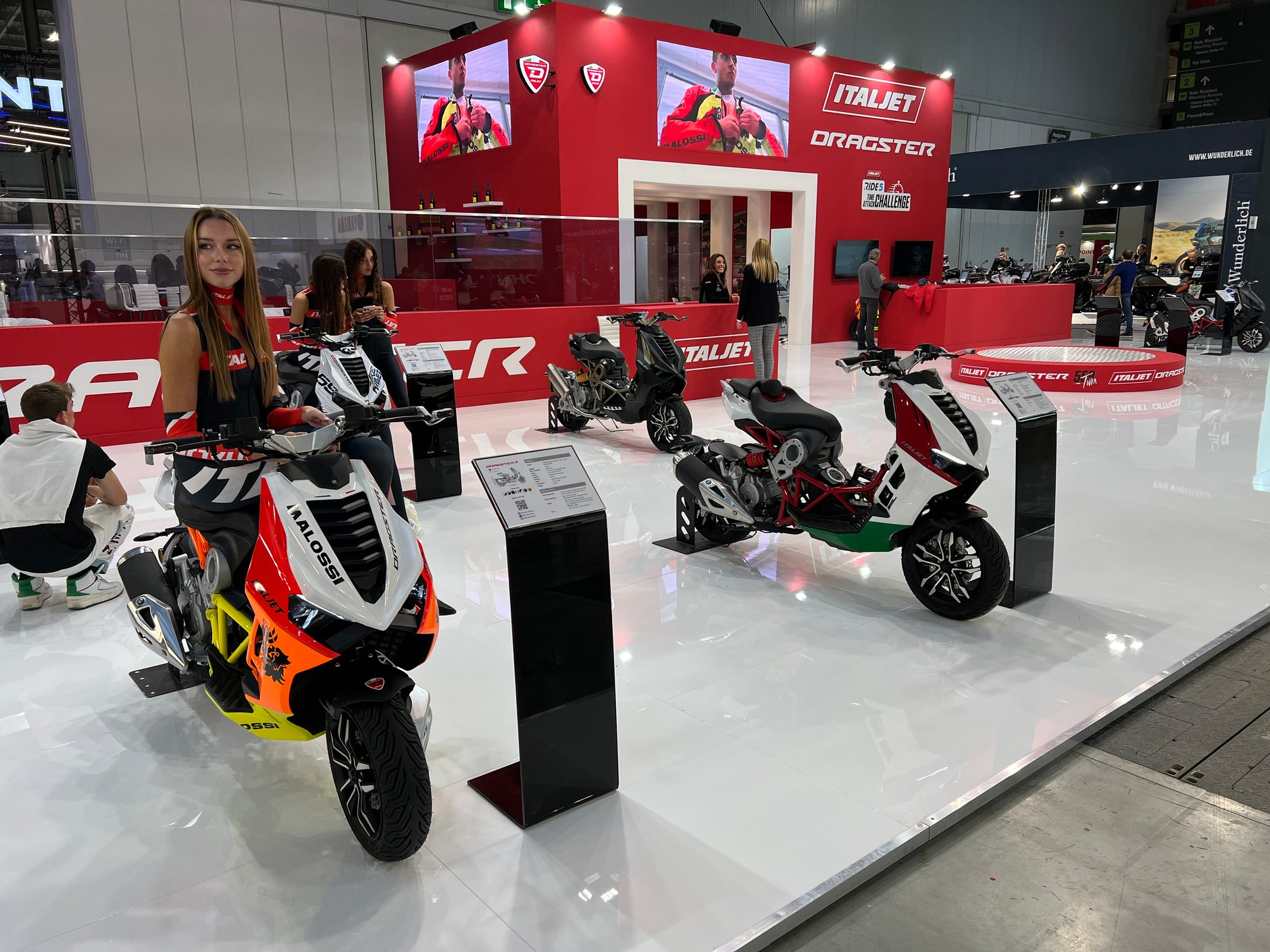 Wystawa motocyklowa EICMA 23
