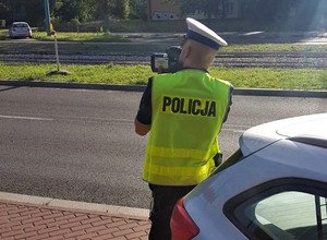 Policja używa mierników prędkości niezgodnych z przepisami. Ministerstwo odpowiada na zarzuty