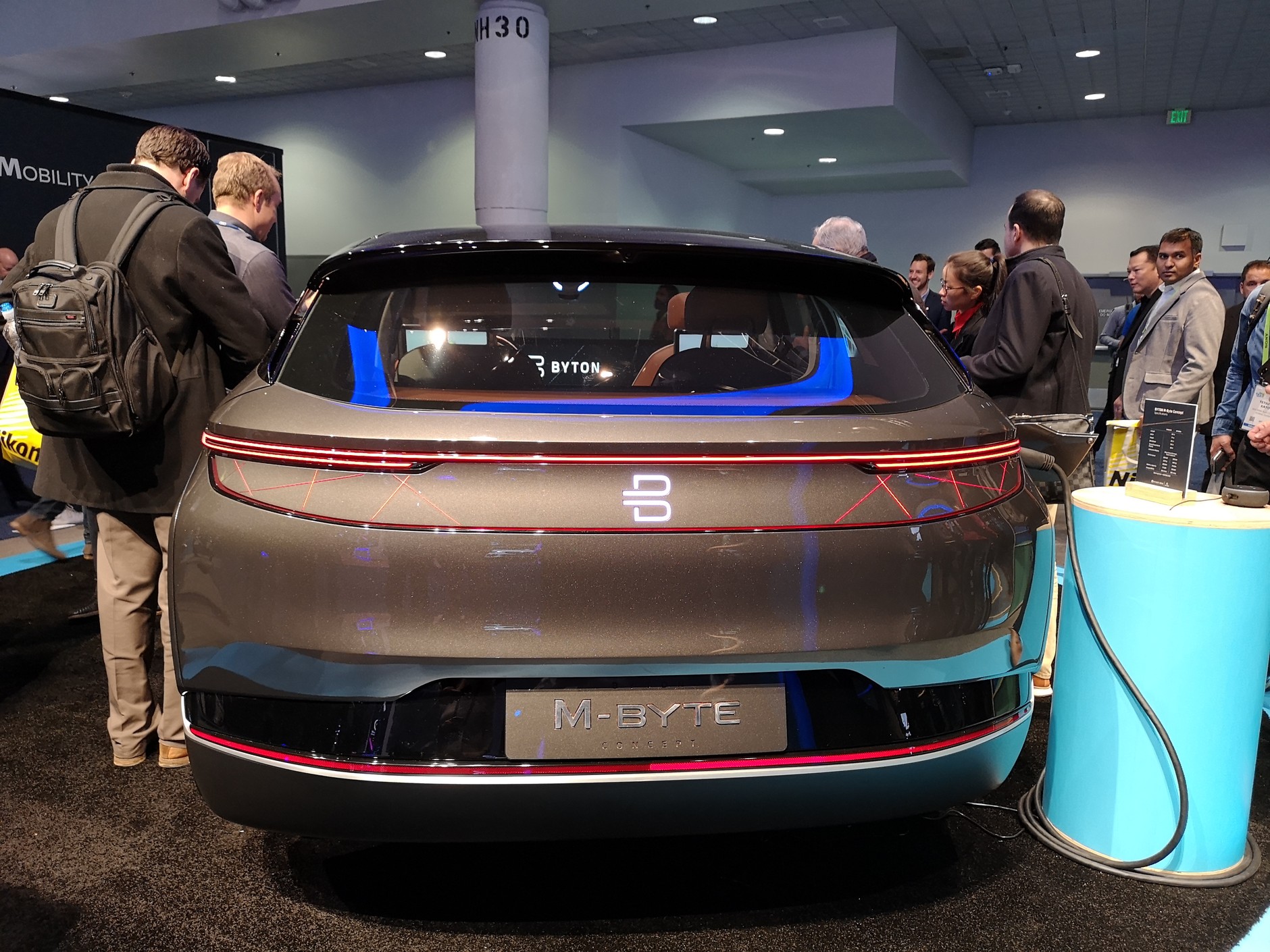 Byton M-Byte