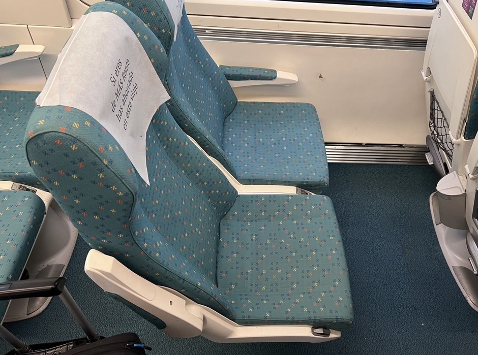 Superszybki hiszpański pociąg S-730