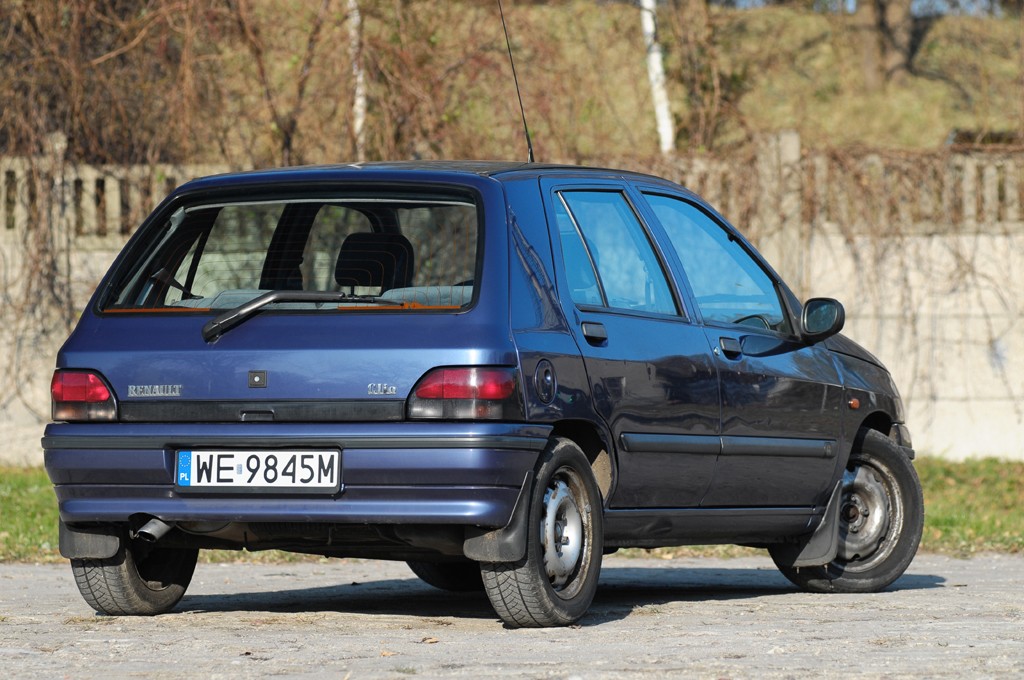Renault Clio I 1.8 - Małe, ale dynamiczne