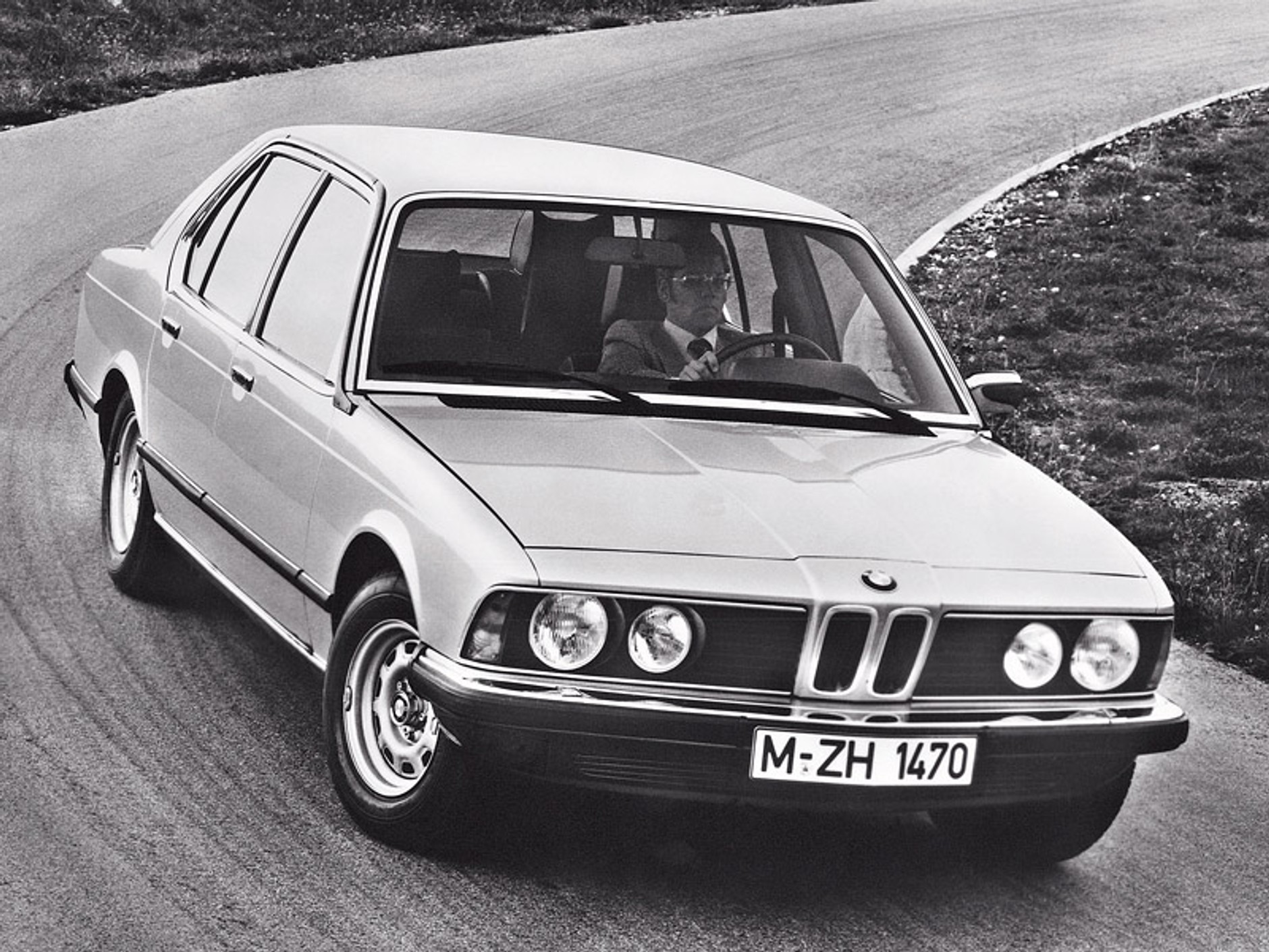 BMW serii 7: już 30 lat na drogach
