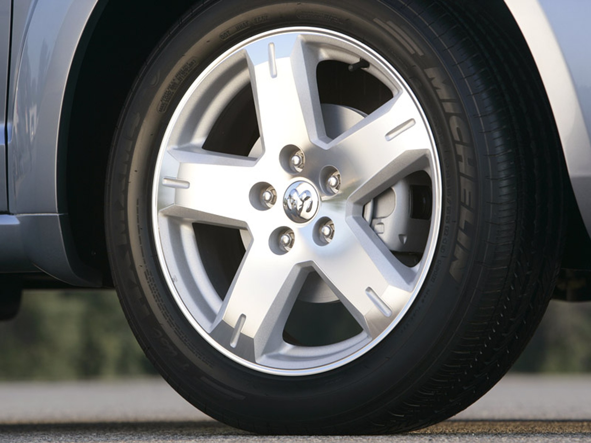 Genewa 2008: Dodge Journey - premiera europejskiej wersji produkcyjnej