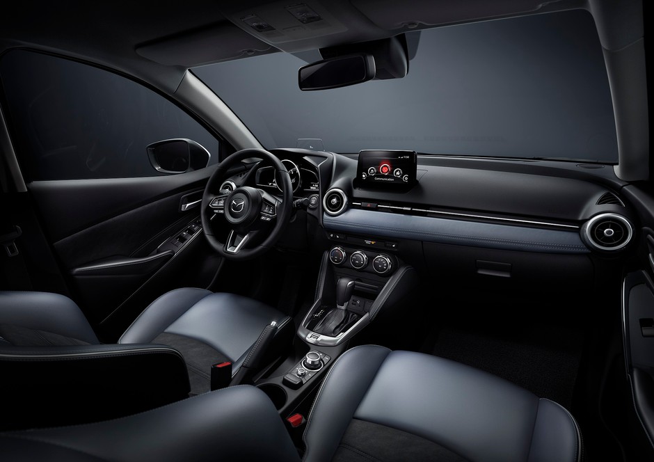 Mazda 2 FL
