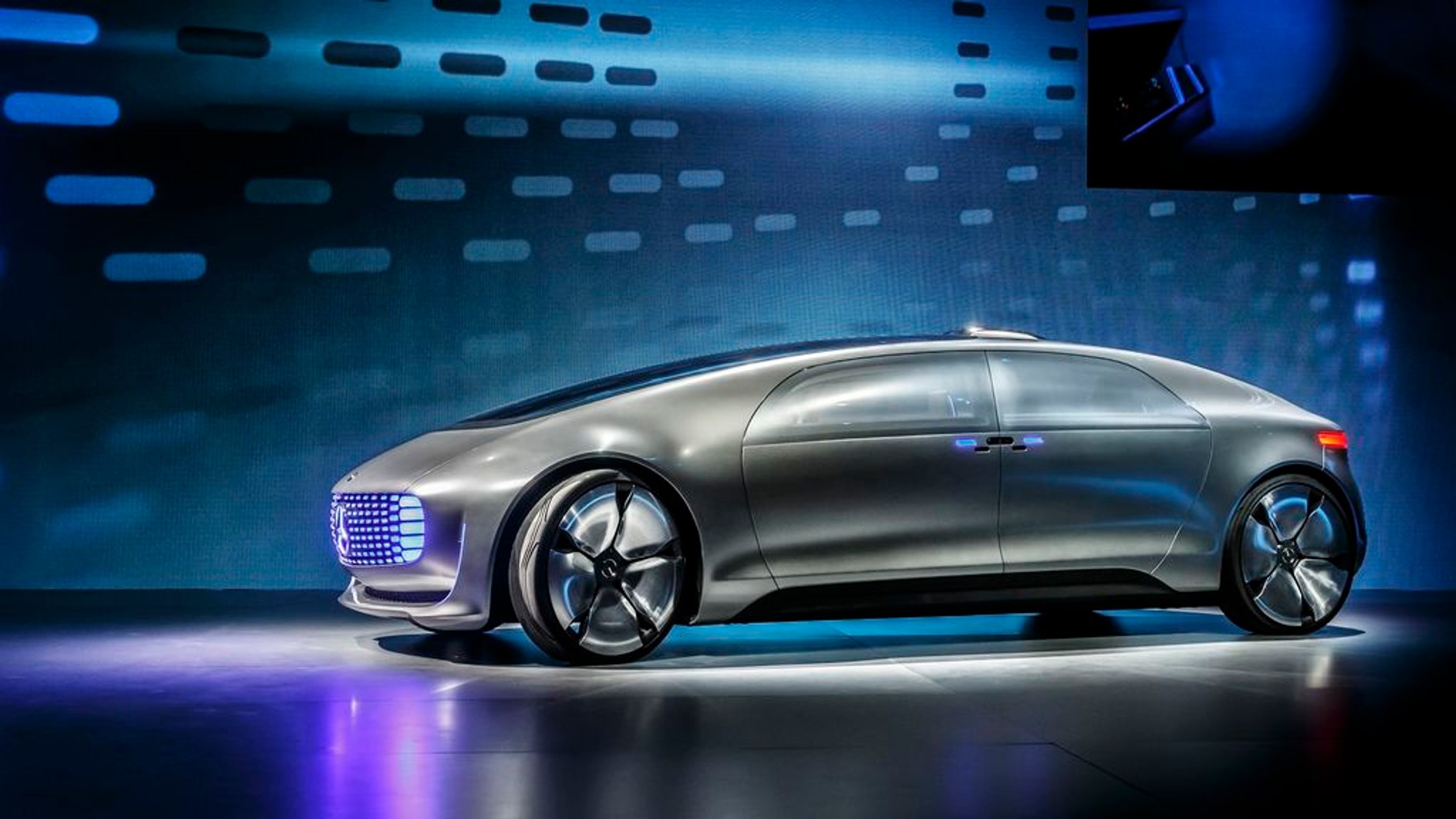Mercedes-Benz F 015 – mobilna rewolucja