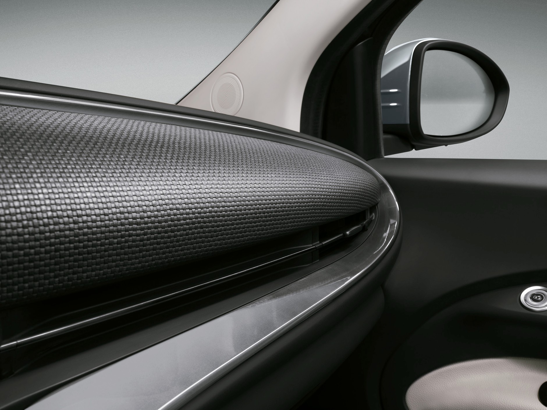 Fiat 500 la Prima – jedzie z prądem