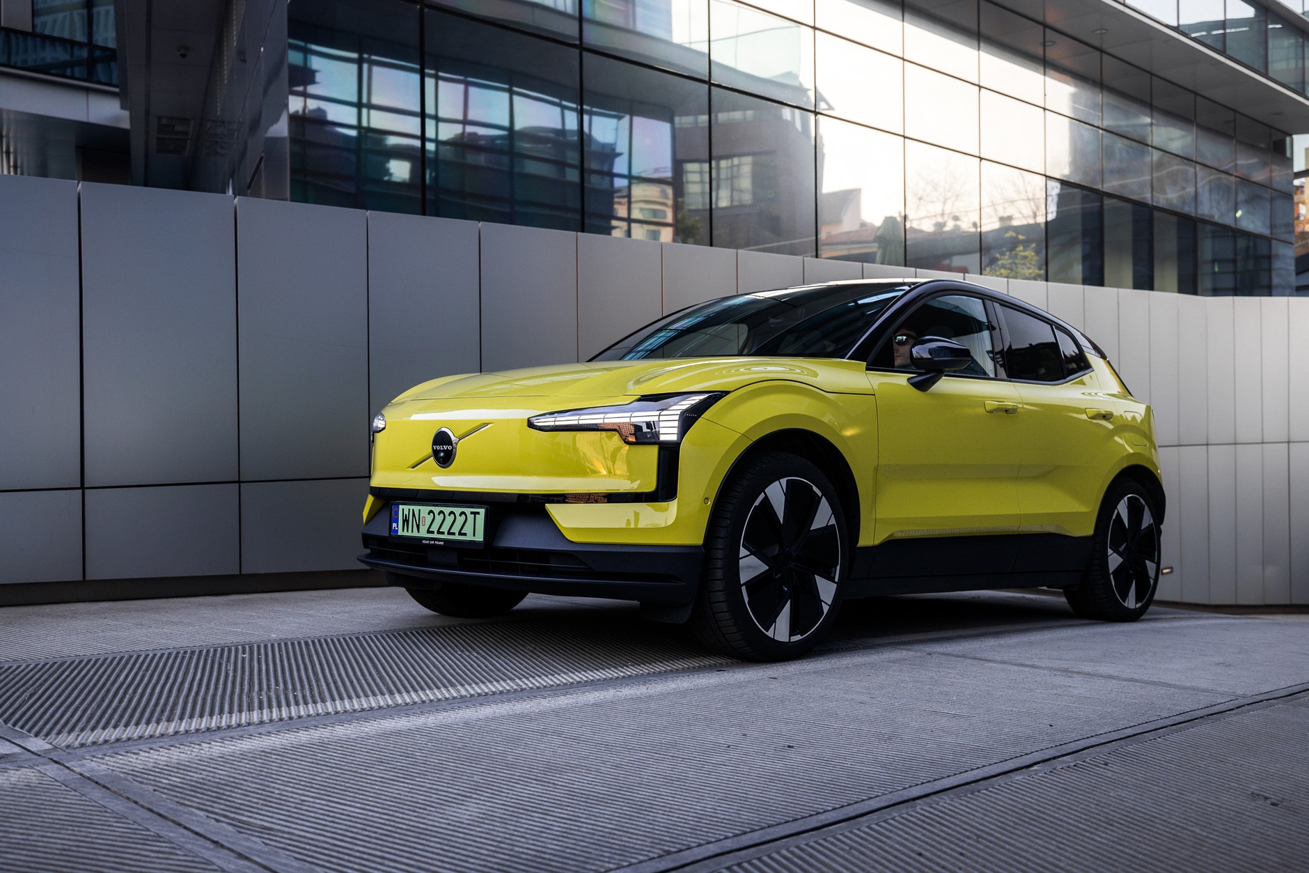 3. miejsce: Volvo EX30 - 342 egz.