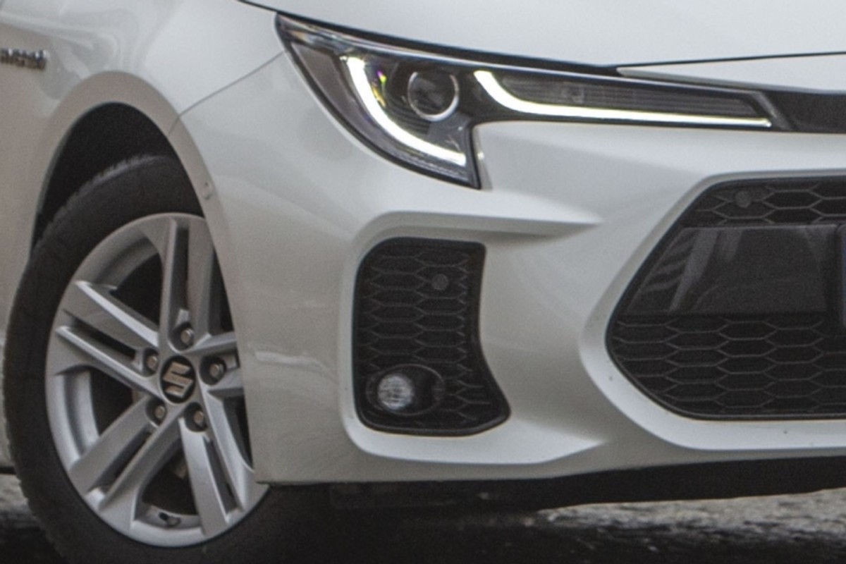 Hybryda Suzuki znika z polskiej oferty. W sprzedaży są ostatnie sztuki