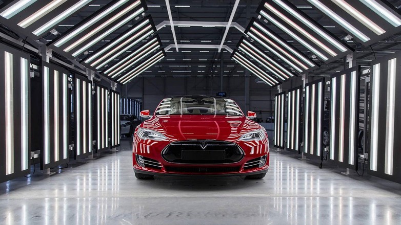 Tesla już produkuje w Europie