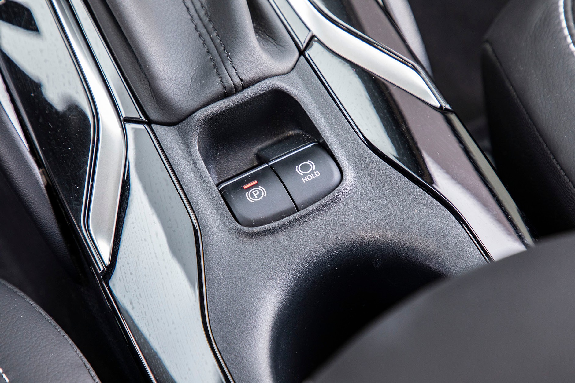 Oszczędzaj z fantazją - test Toyoty Corolla Touring Sports 2.0 Hybrid