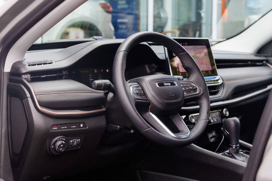 Jeep Compass 4XE