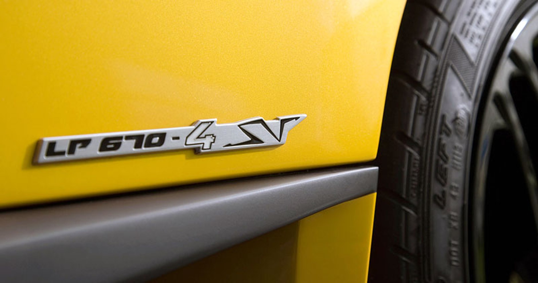 Lamborghini Murcielago SuperVeloce – byk w ataku (fotogaleria+wideo)