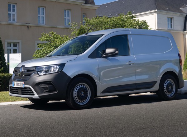 Znamy ceny nowego Kangoo i elektrycznego Kangoo Van E-Tech