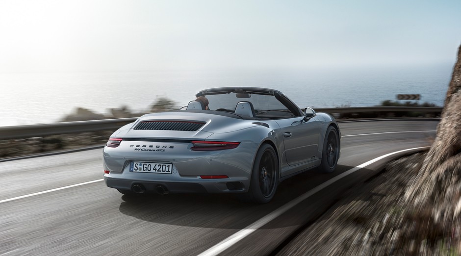 Porsche 911 GTS