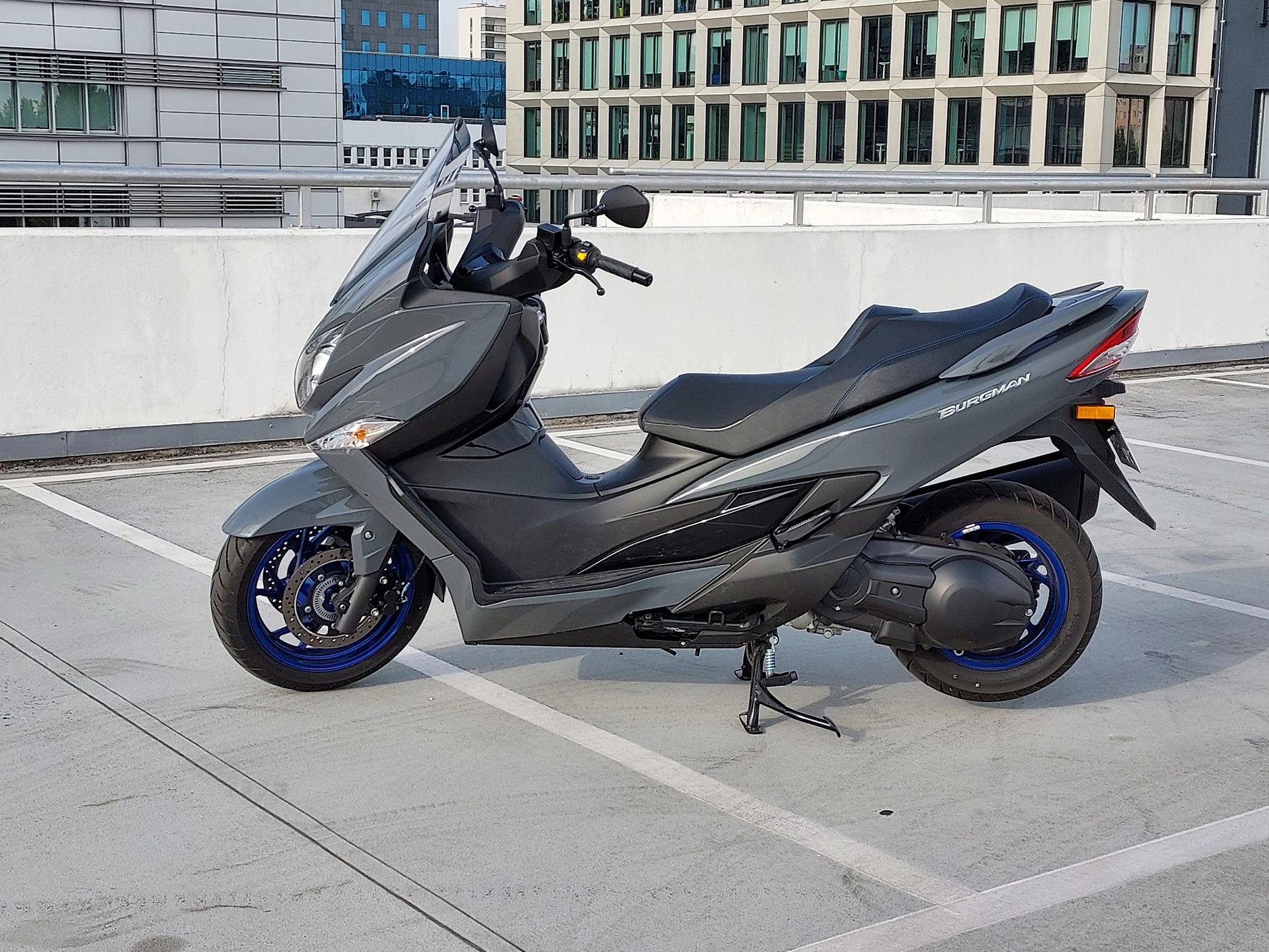 Suzuki Burgman 400 2022