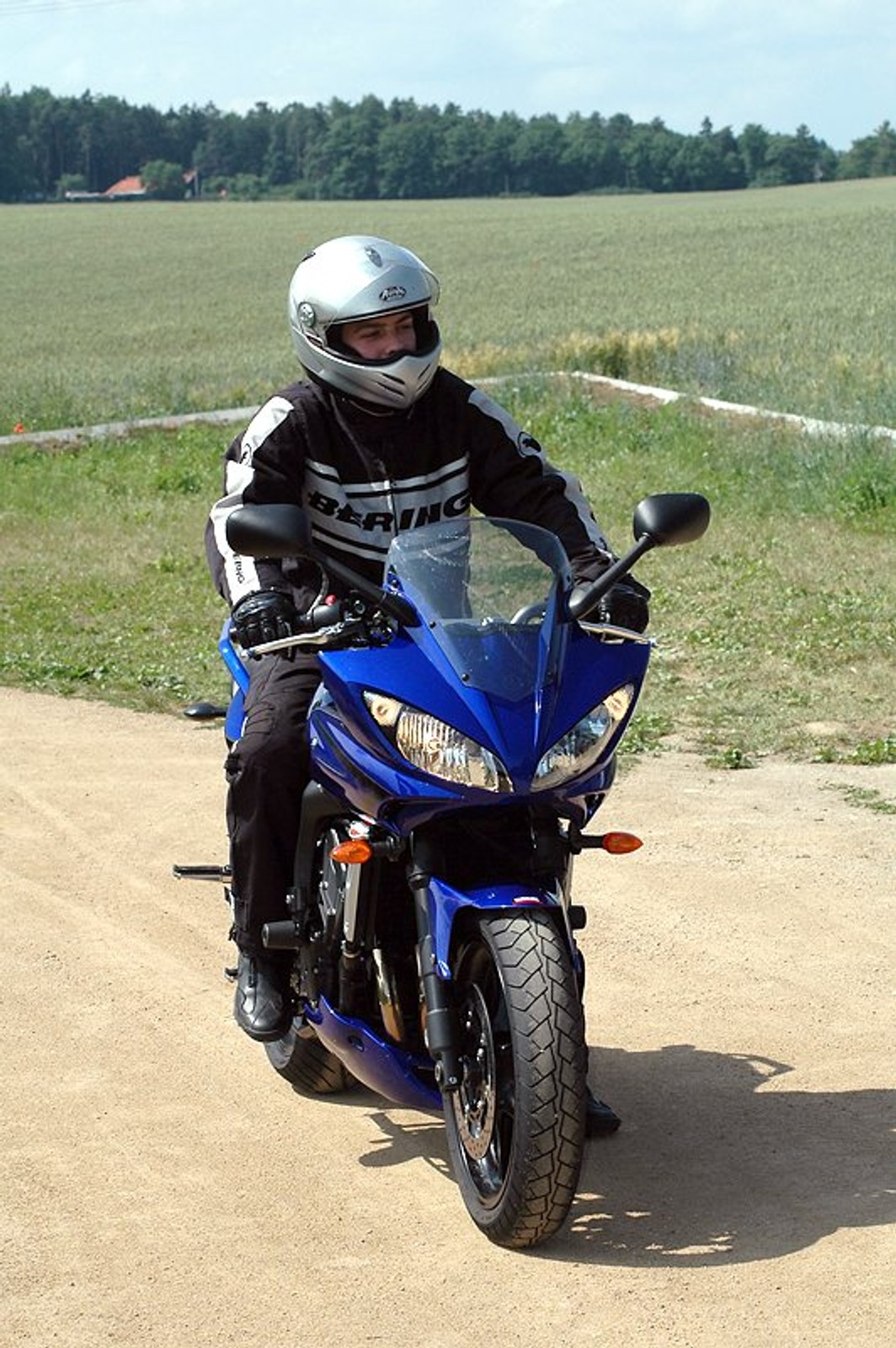 Yamaha FZ6 Fazer S2: motocykl dla dużych i małych (test)