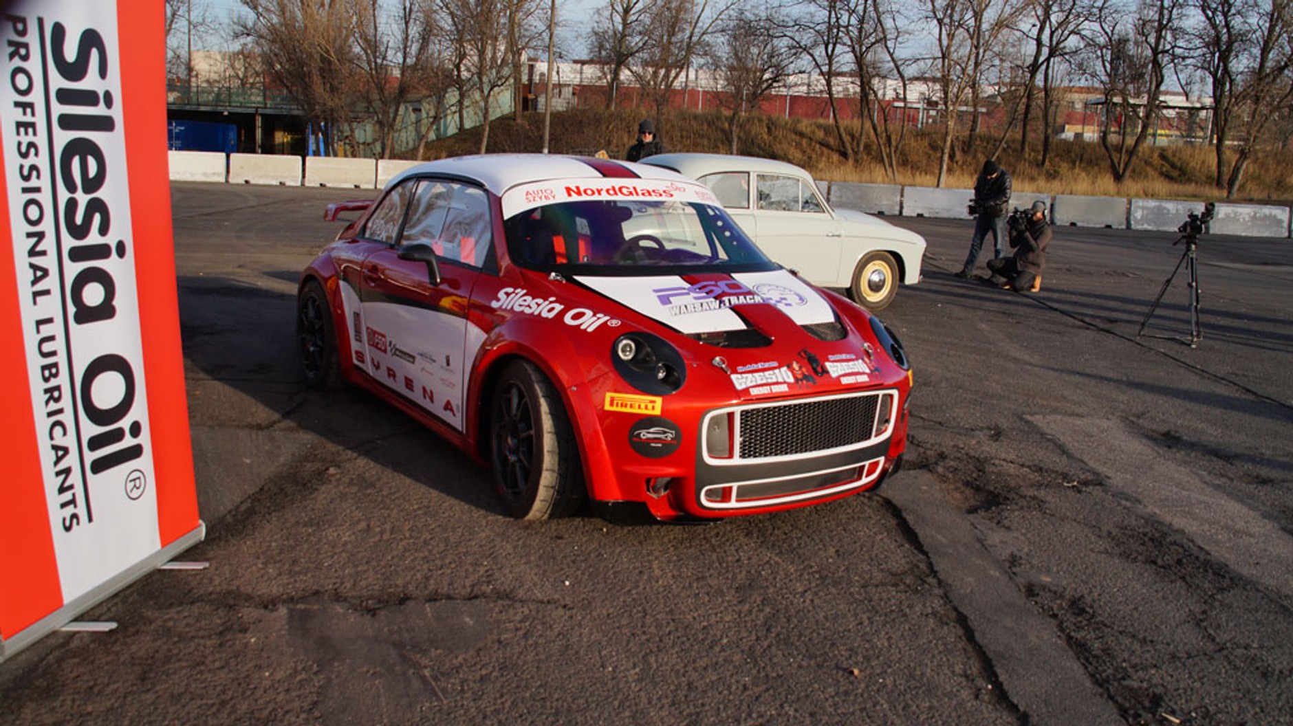 Syrena Meluzyna R zadebiutuje na Karowej | Galeria | Wideo |