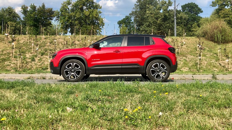 Jeep Avenger 1.2 GSE Altitude