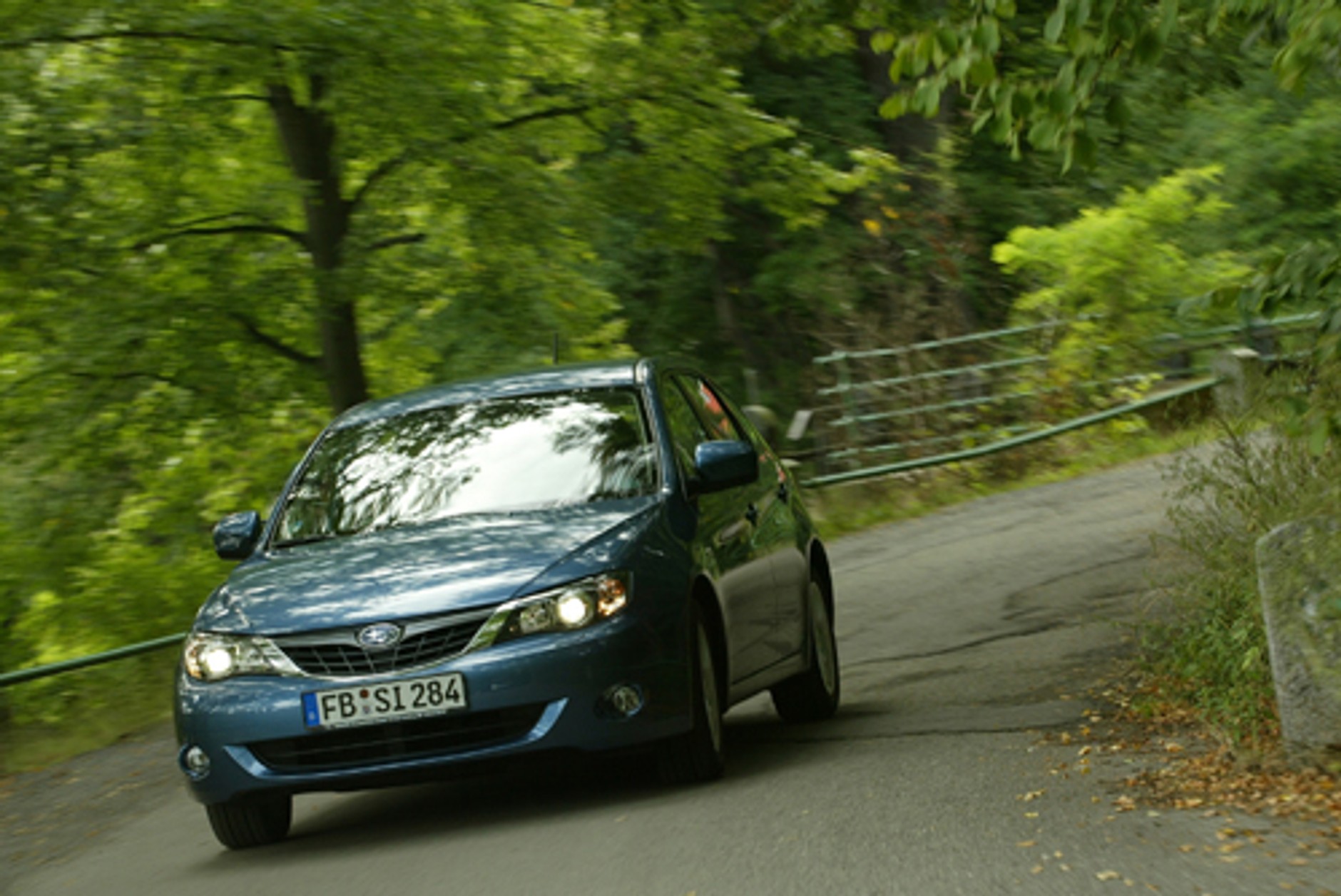 Subaru Impreza 2.0 R Comfort - Koniec z sedanem