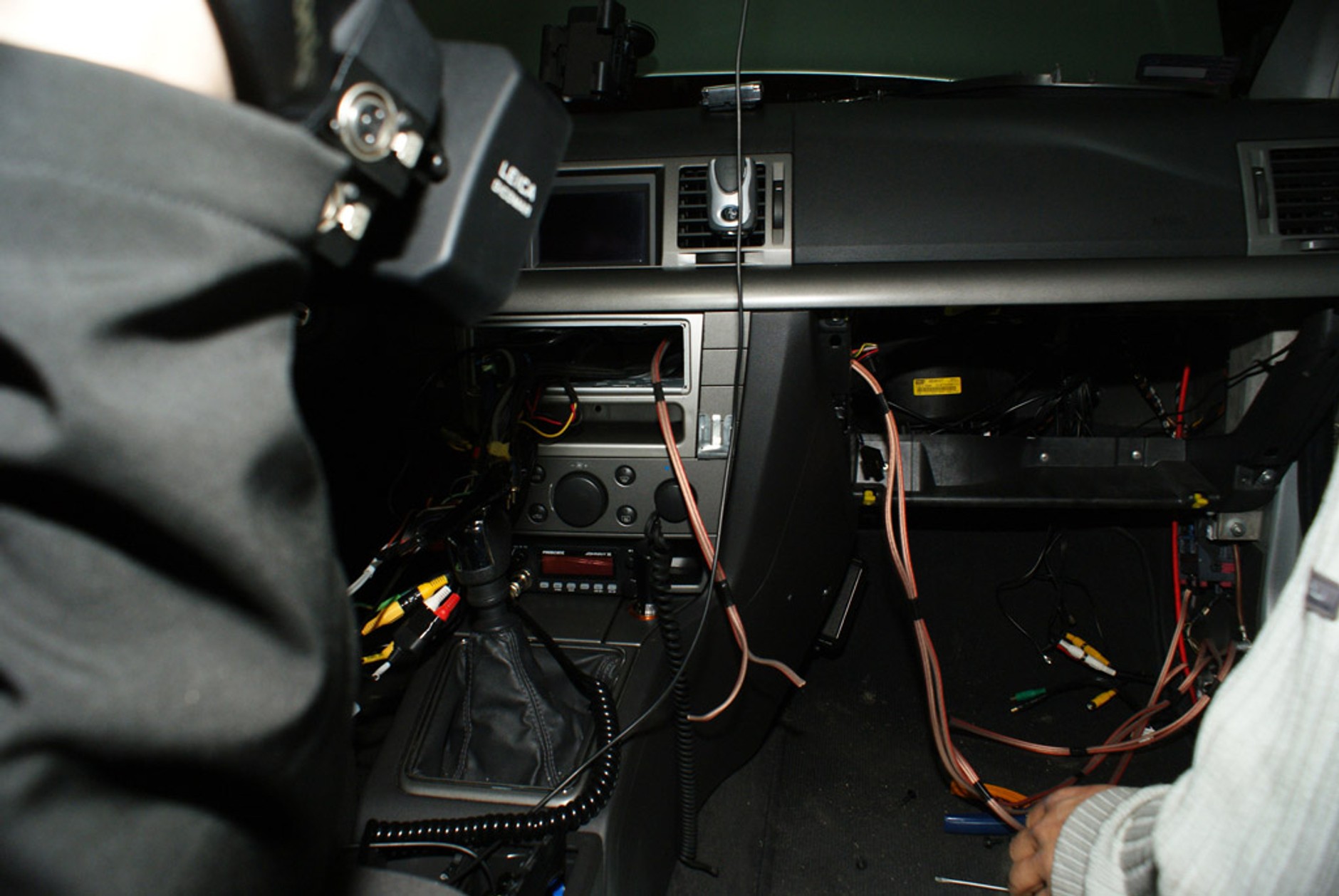 Montaż wzmacniacza krok po kroku - zdjęcia