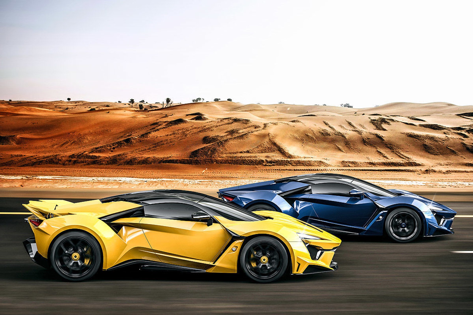 810 KM - Fenyr SuperSport