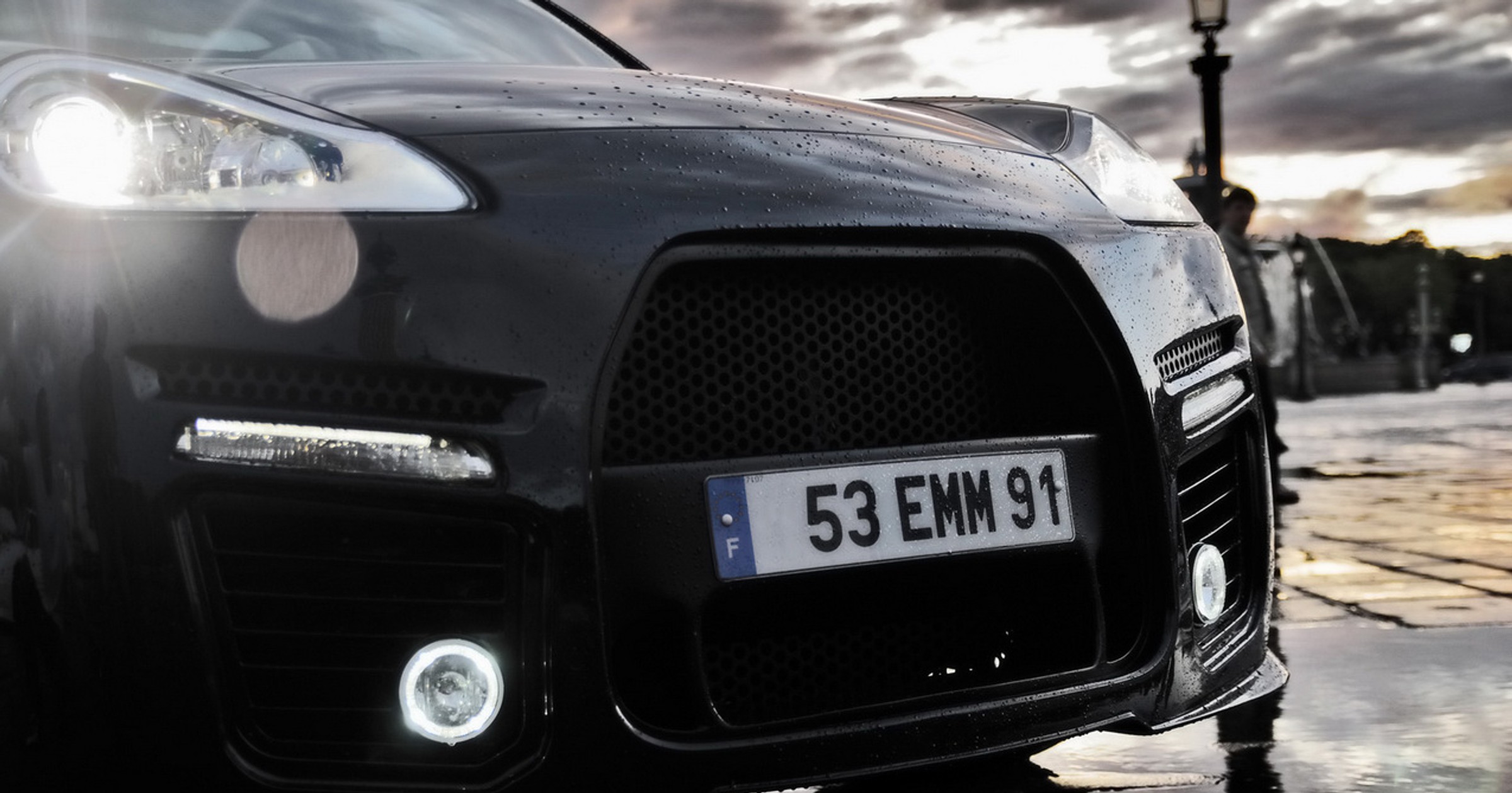 Porsche Cayenne - Szeroko, nisko i agresywnie