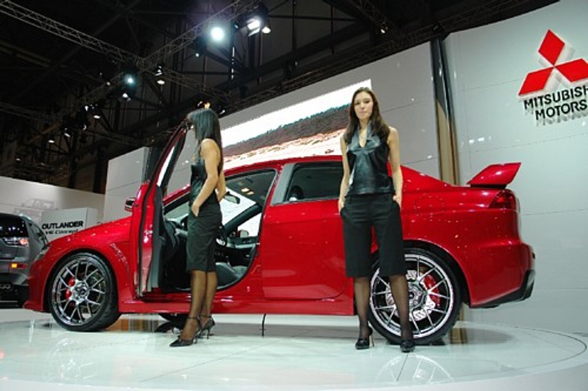 Dziewczyny Geneva Motor Show