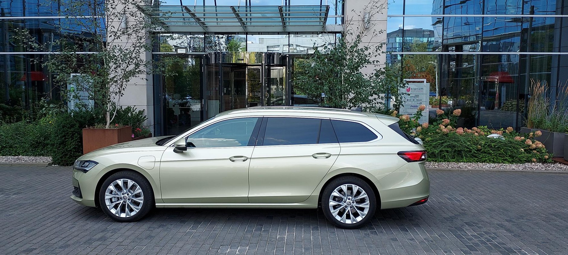 Skoda Superb Combi 1,5 TSI iV