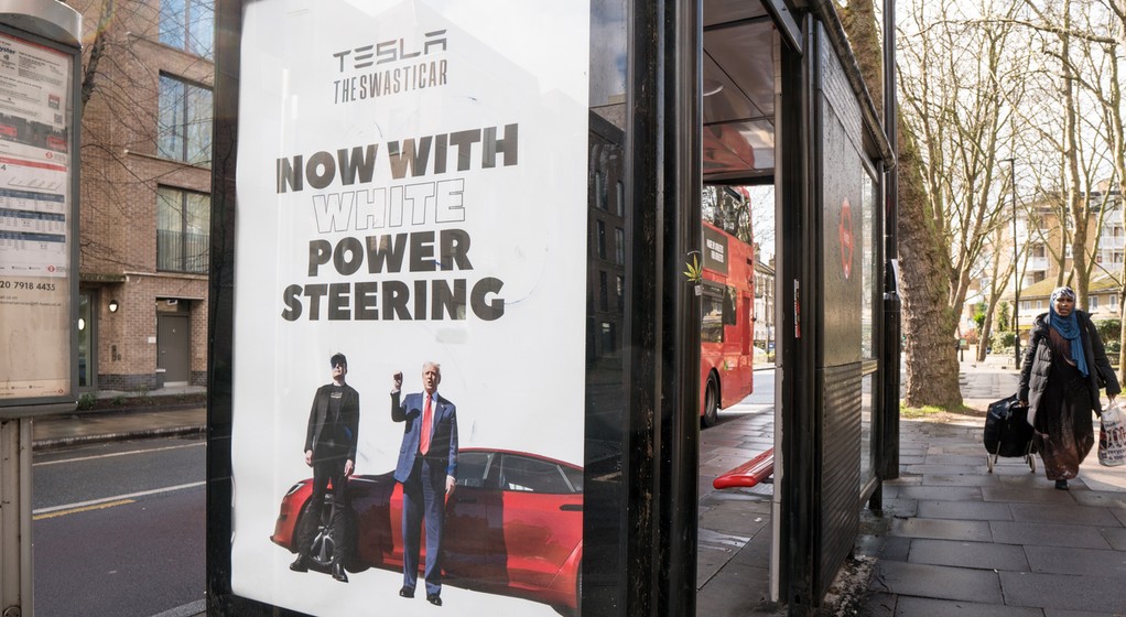 W Londynie trwa akcja anty-Muskowa