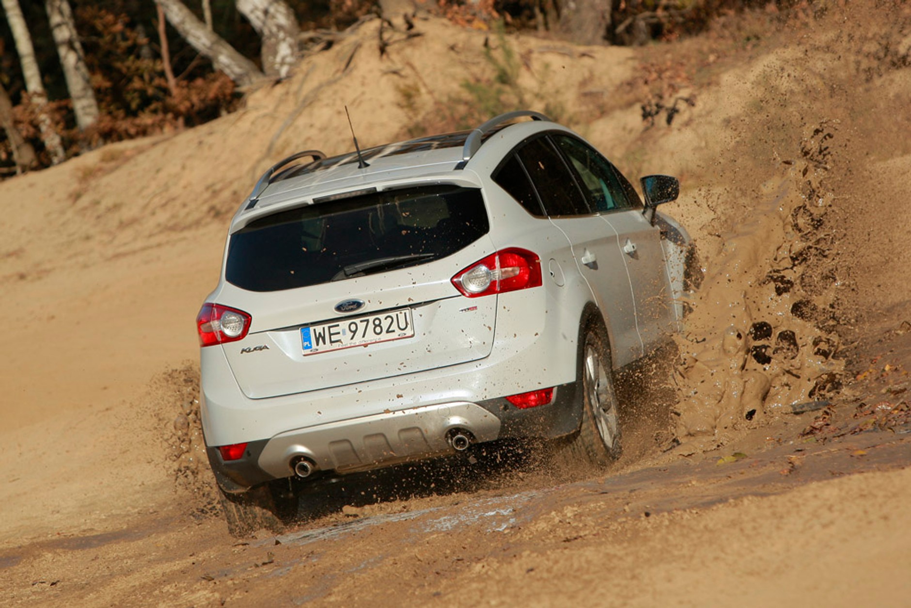 Ford Kuga: sportowy SUV z automatem