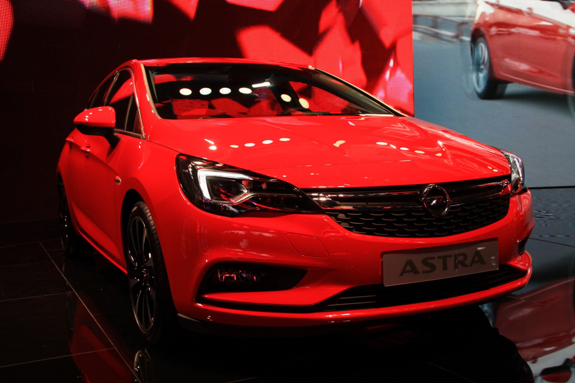 Opel Astra (Frankfurt 2015)