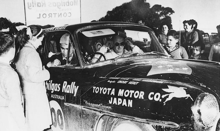 Toyopet Crown Deluxe