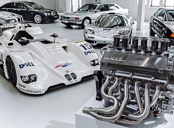 Najciekawsze modele BMW z silnikiem V12