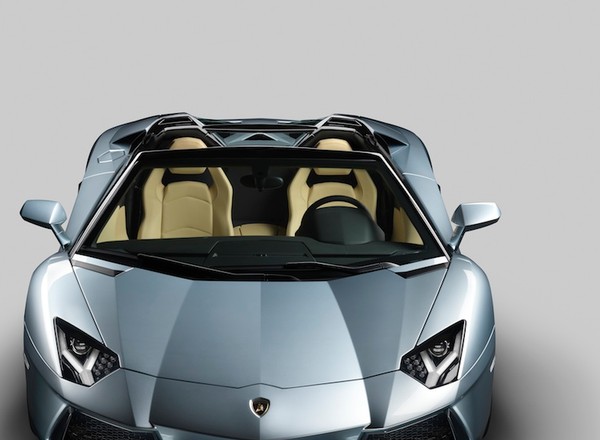 Lamborghini Aventador LP 700-4 Roadster