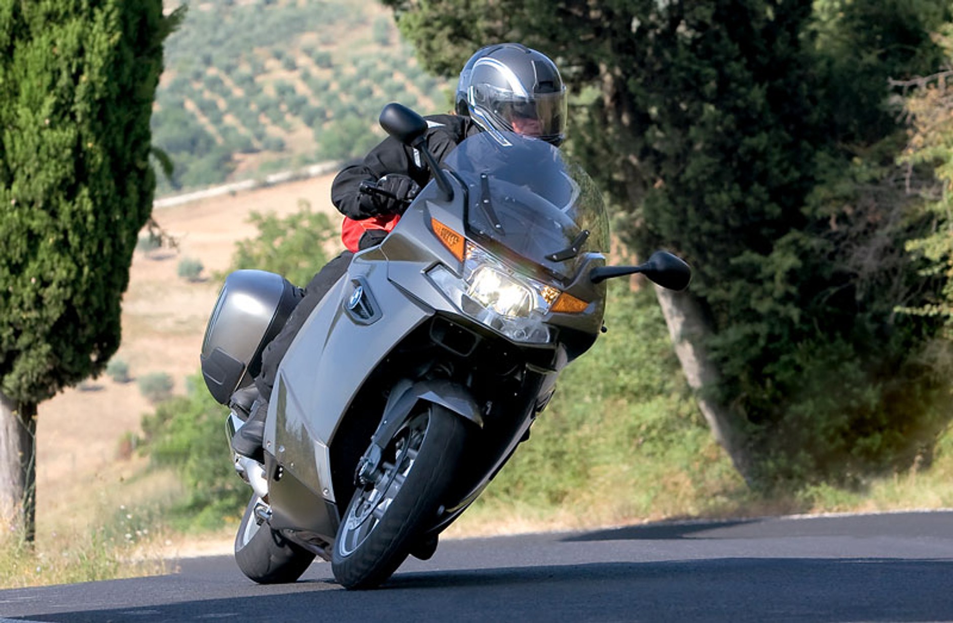 BMW Motorrad 2009: K 1300 S, K 1300 R, K 1300 GT (3x wideo HD!)