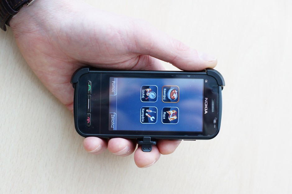 Nawigacja w telefonie? Sprawdziliśmy, która jest najlepsza