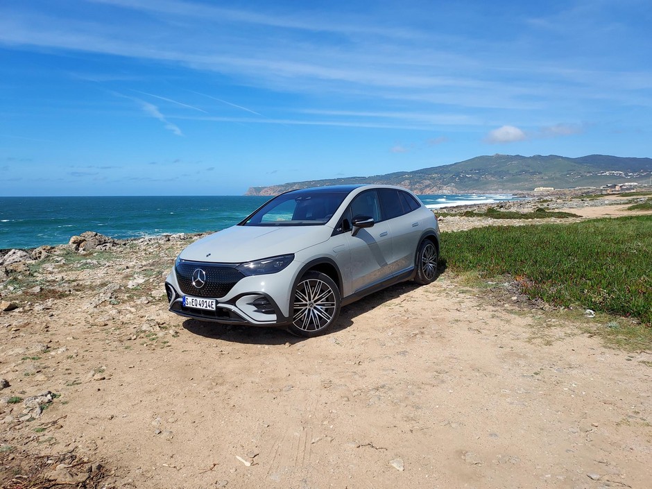 Mercedes EQE SUV