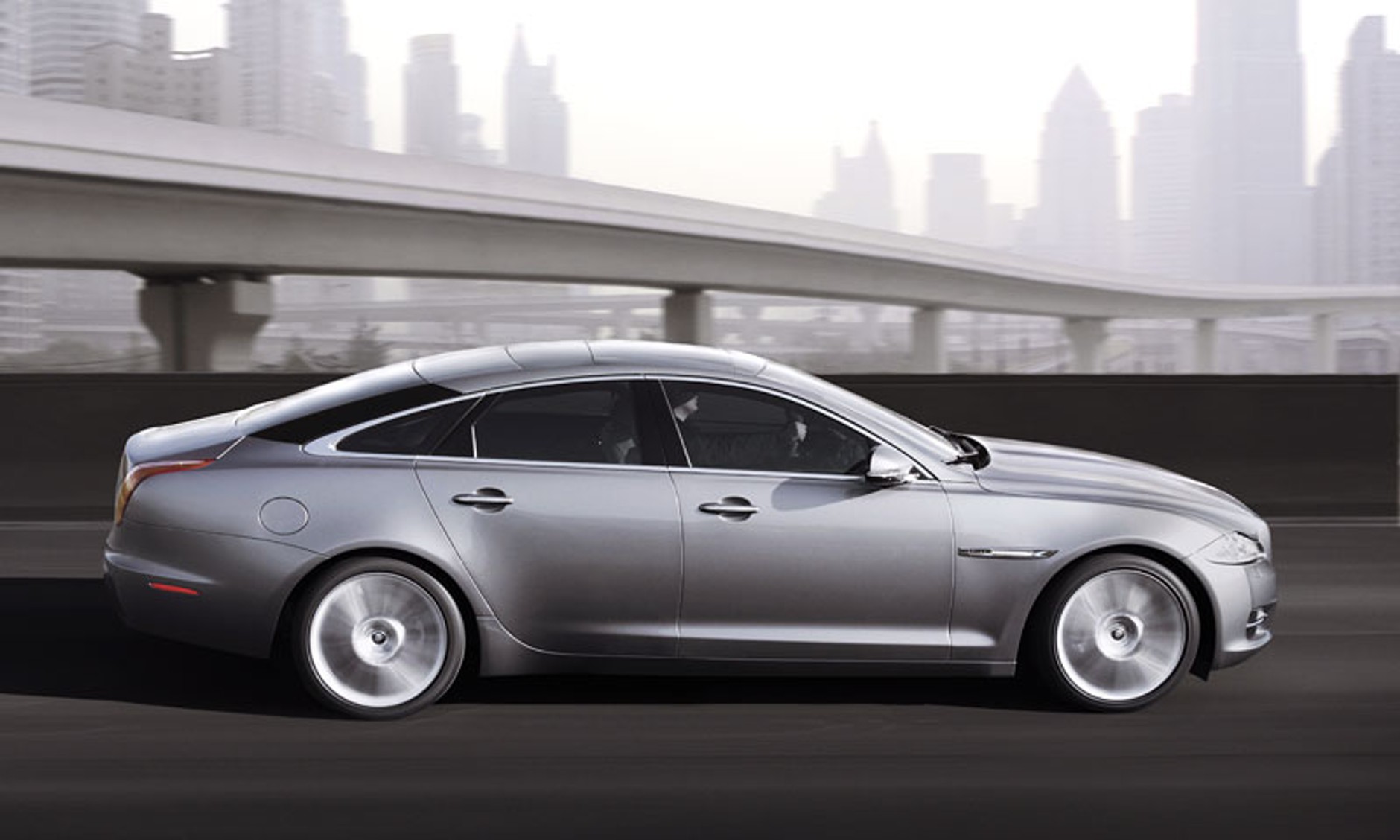 IAA Frankfurt 2009: Jaguar XJ – pierwsze wrażenia, fotogaleria