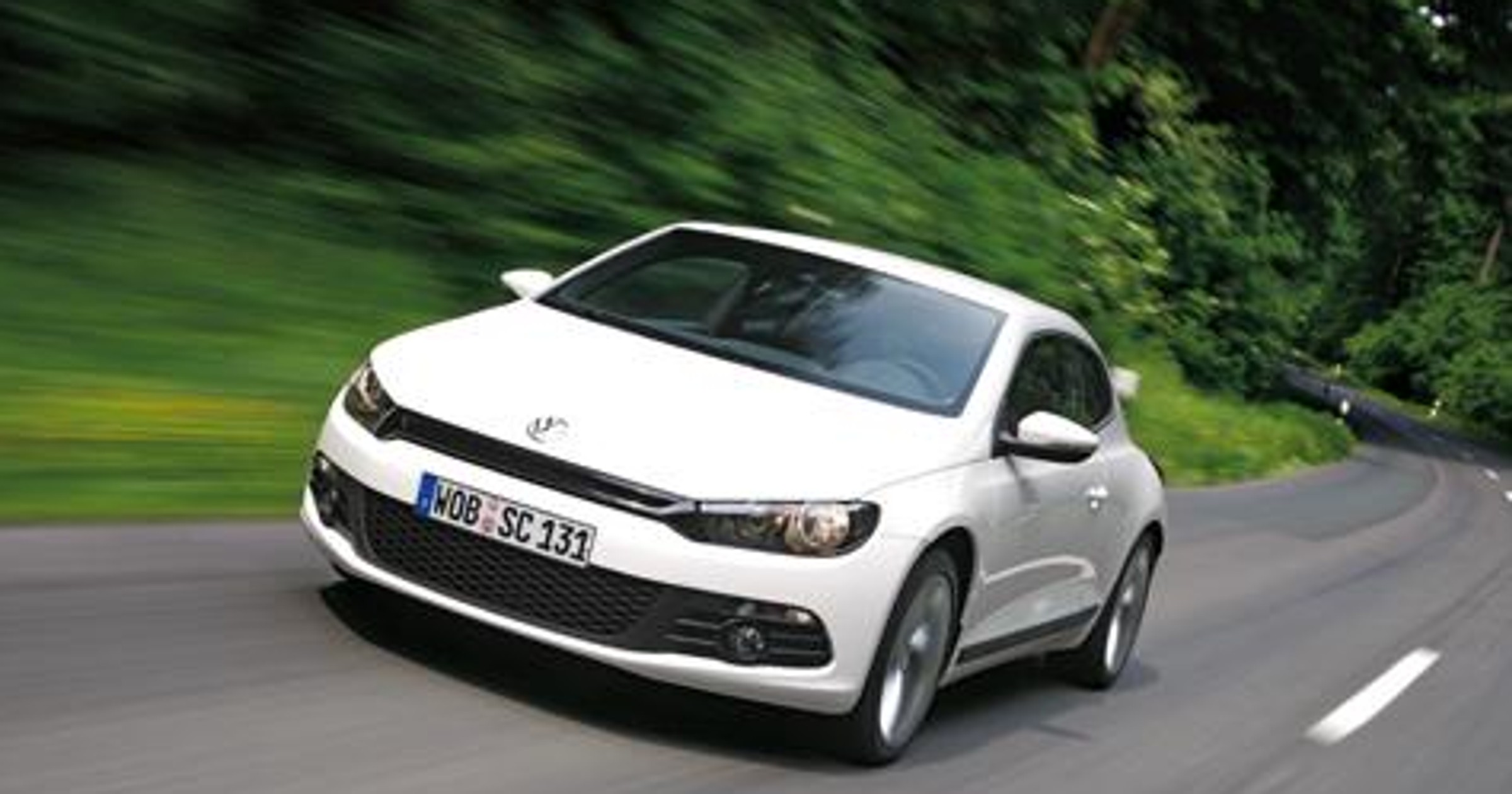 Volkswagen Scirocco 2.0 TSI - Solidna robota