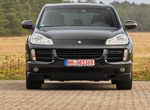 Jeździliśmy 15-letnim Porsche Cayenne. Kusi ceną w ogłoszeniach, ale to pułapka