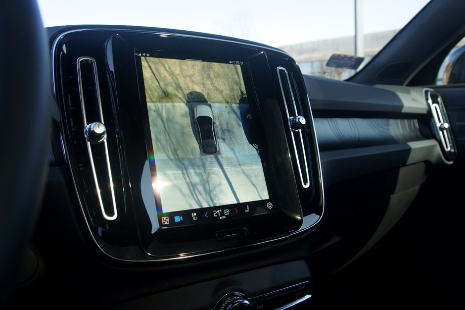 Volvo C40 Recharge P8