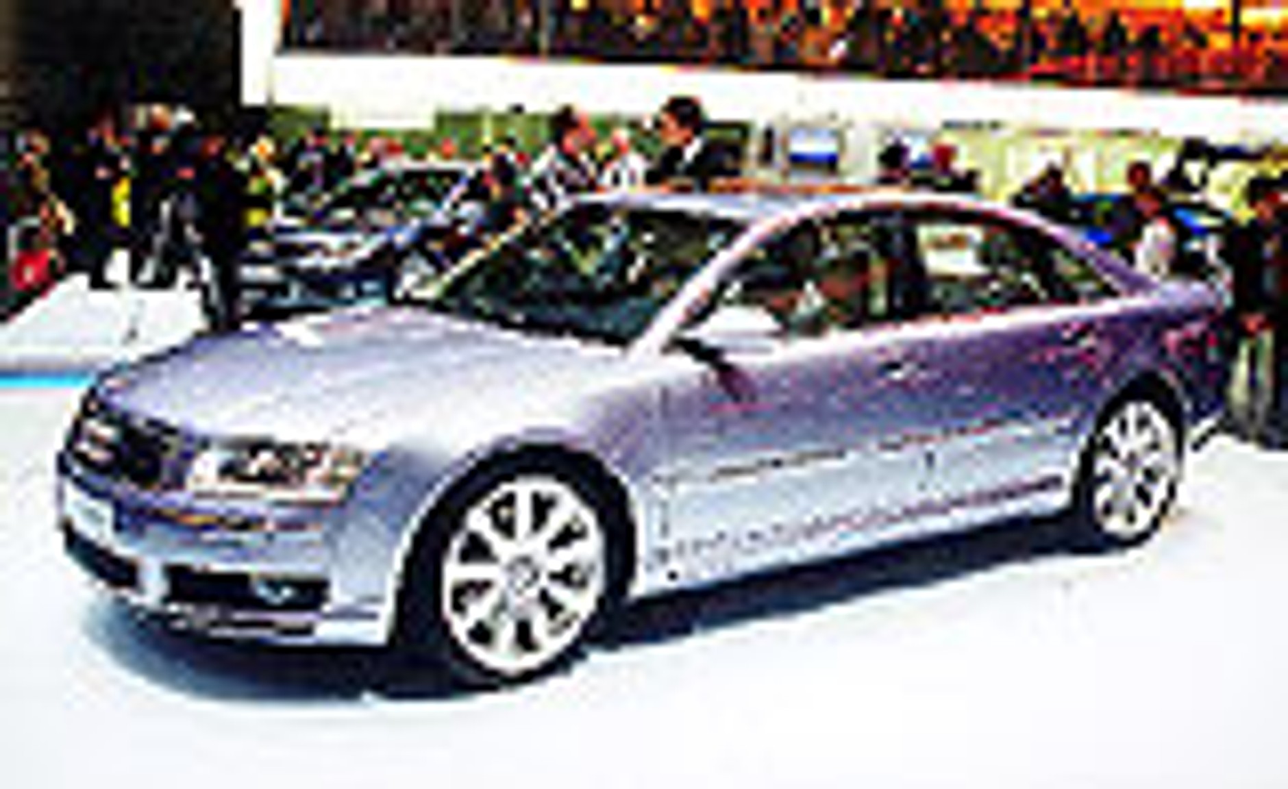 81. salon samochodowy w Paryżu