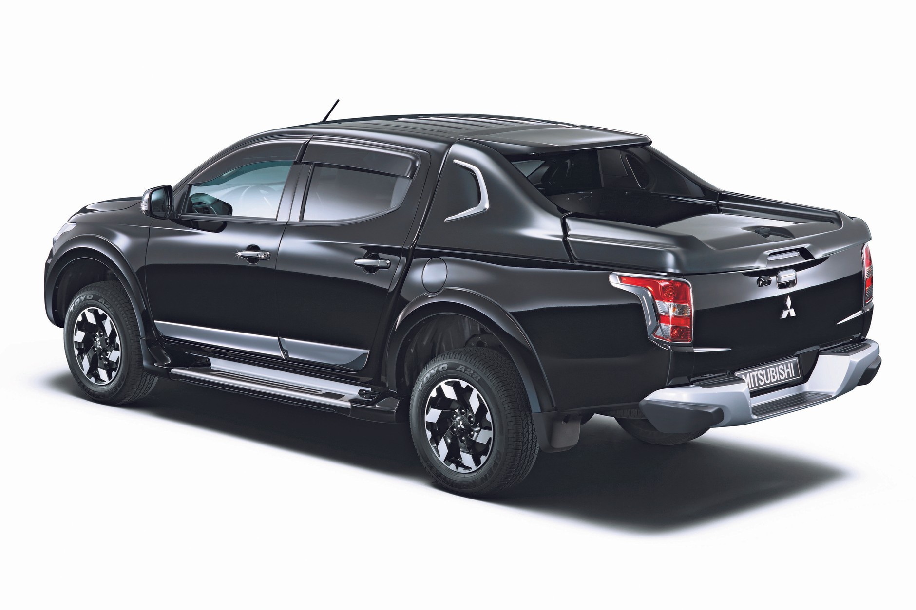 Mitsubishi-L200