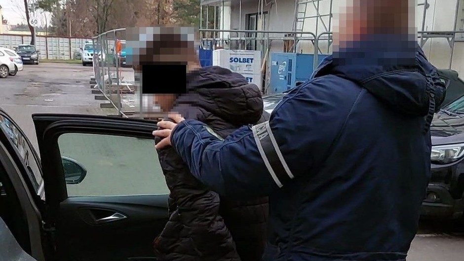 17-latek działał "na wypadek". Senior stracił 60 tys. zł
