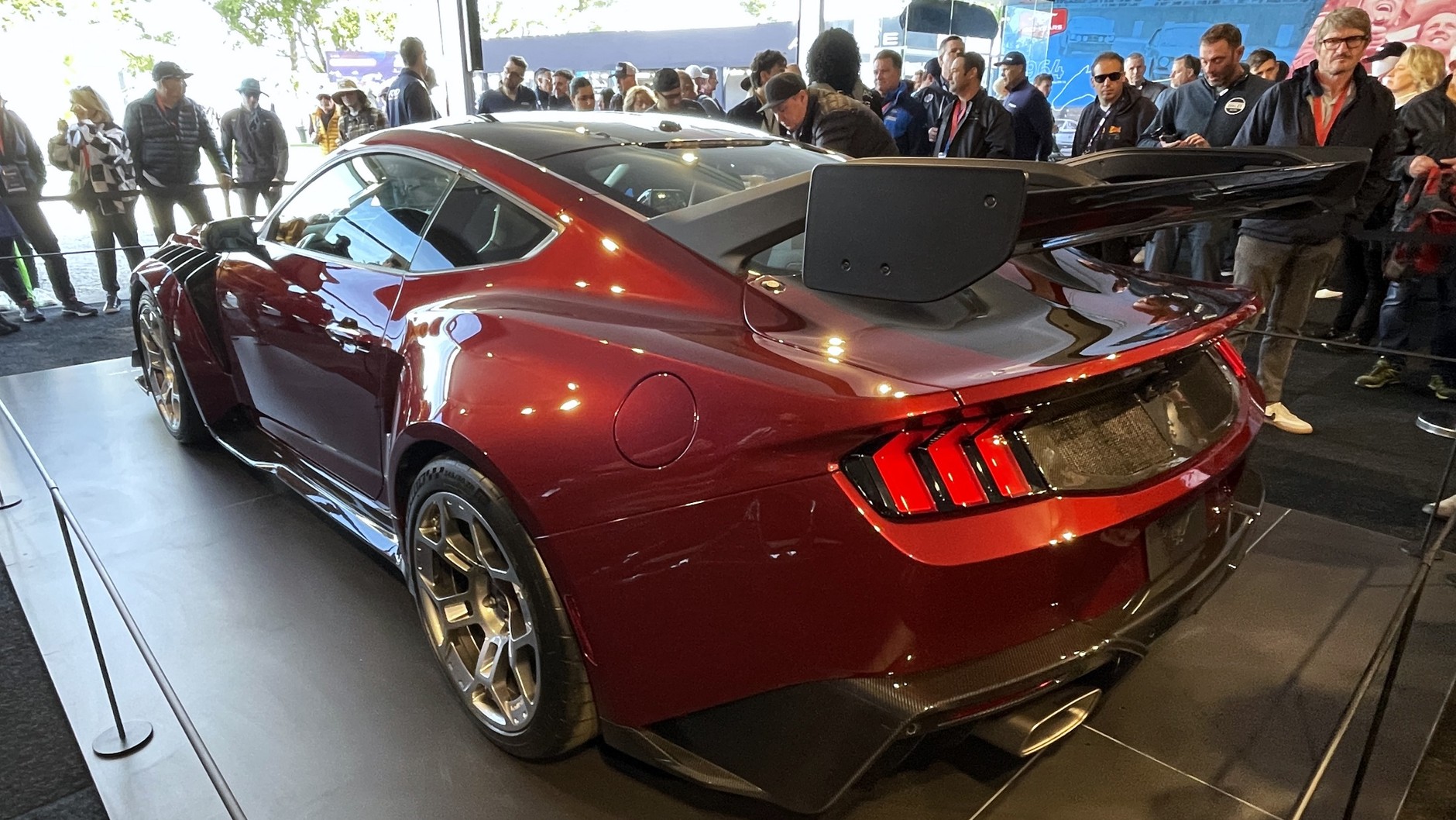 Ford Mustang GTD na ekspozycji marki na 24h Le Mans