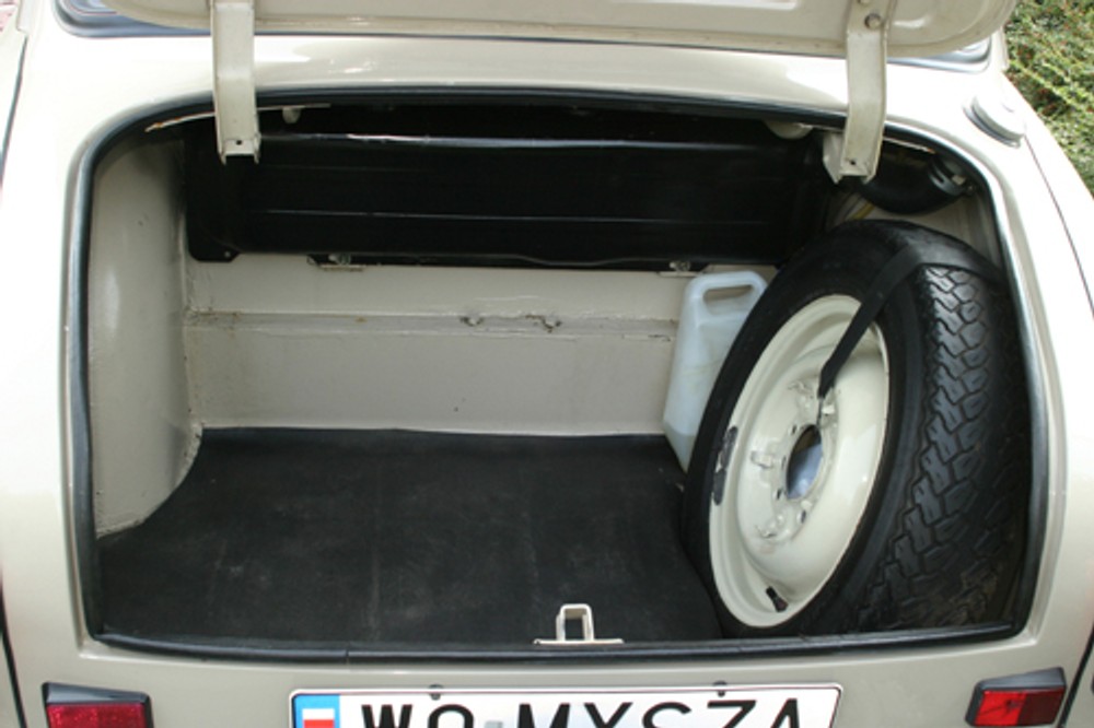 Syrena 105 - Zabytek całkiem polski