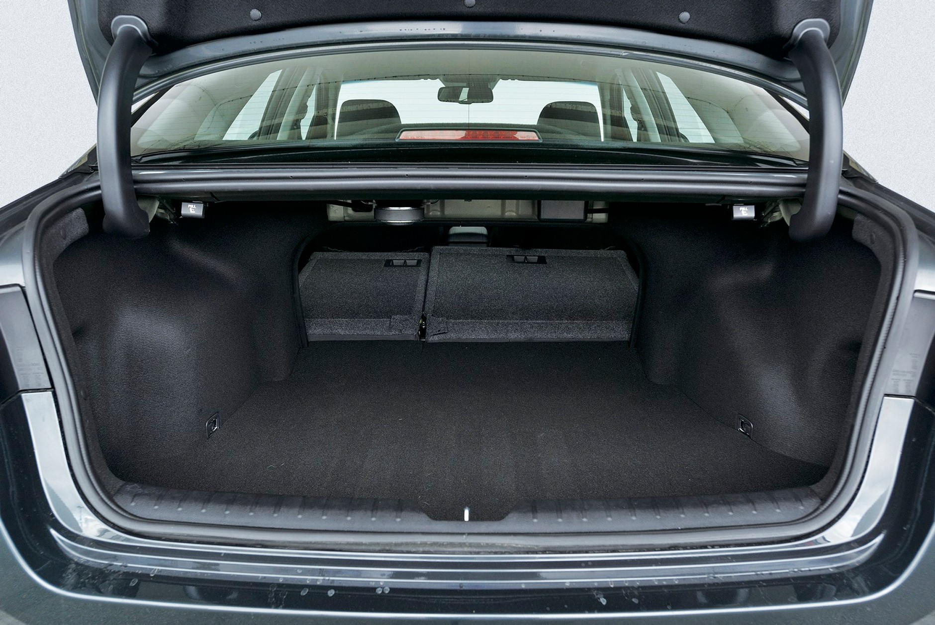 Limuzyny pod lupą - nowa Kia Optima kontra Ford Mondeo, Mazda 6, Opel Insignia i Peugeot 508