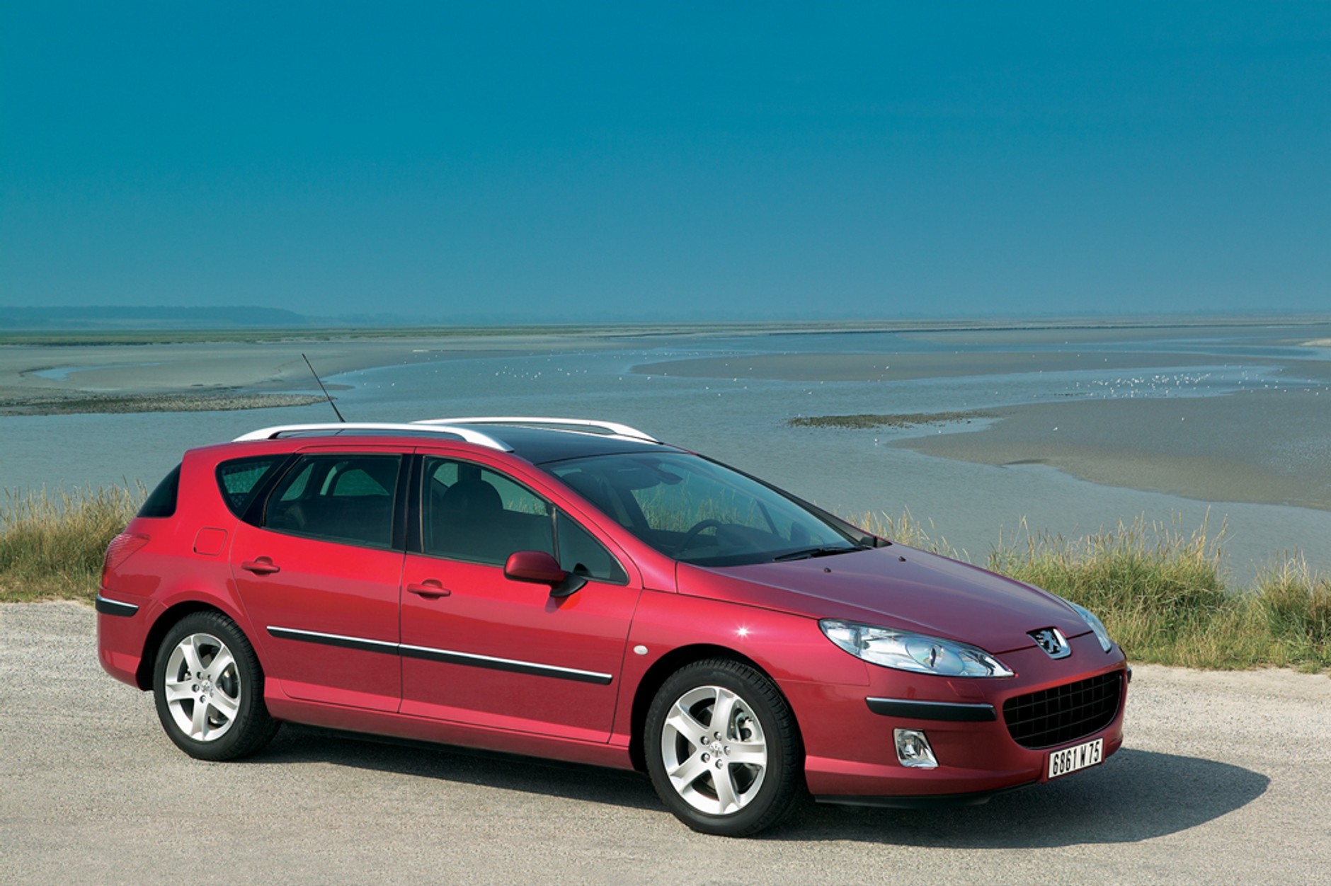 Używany Peugeot 407 - Elegancja i dynamika w standardzie