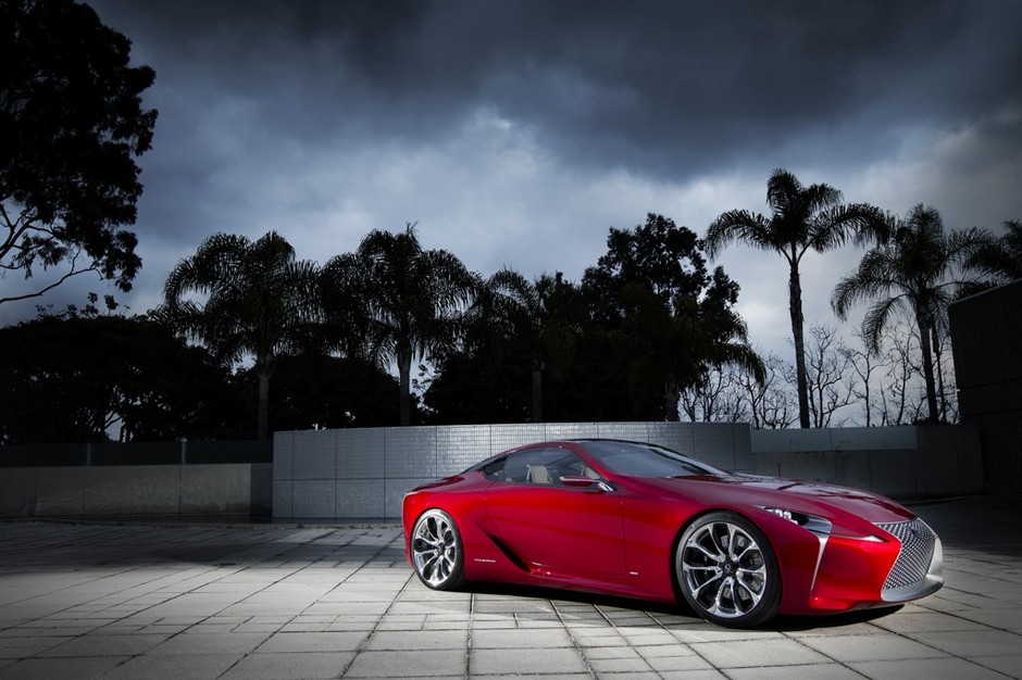LF-LC Lexus pełną gębą
